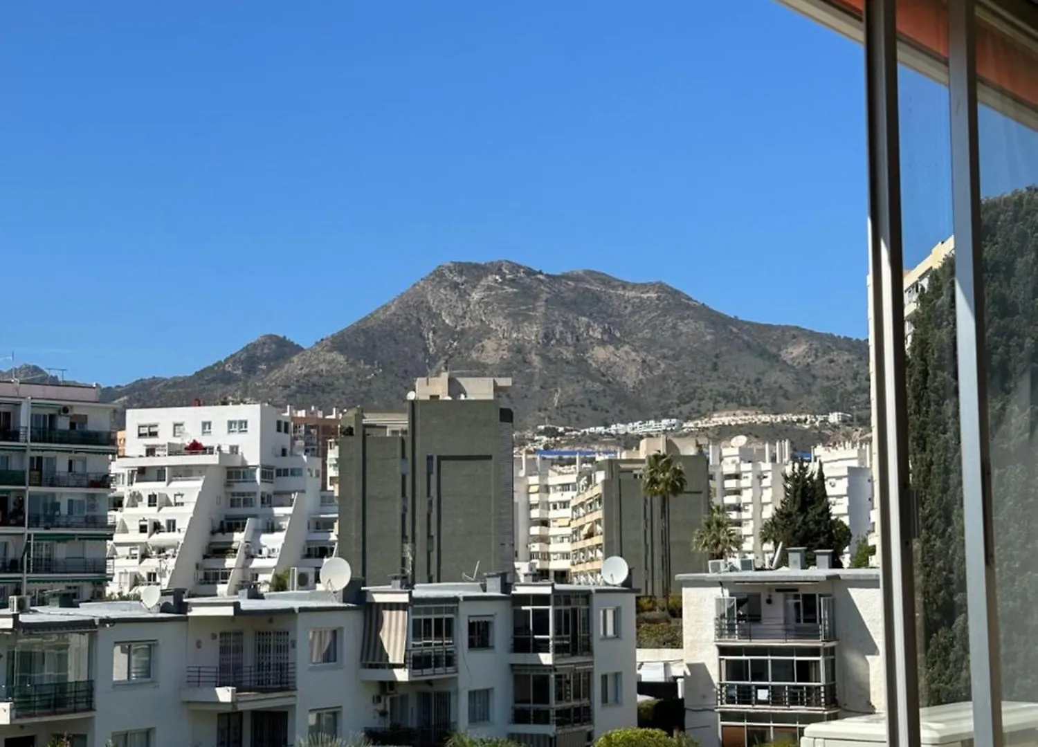 בנאלמדנה Apartment With Panoramic View